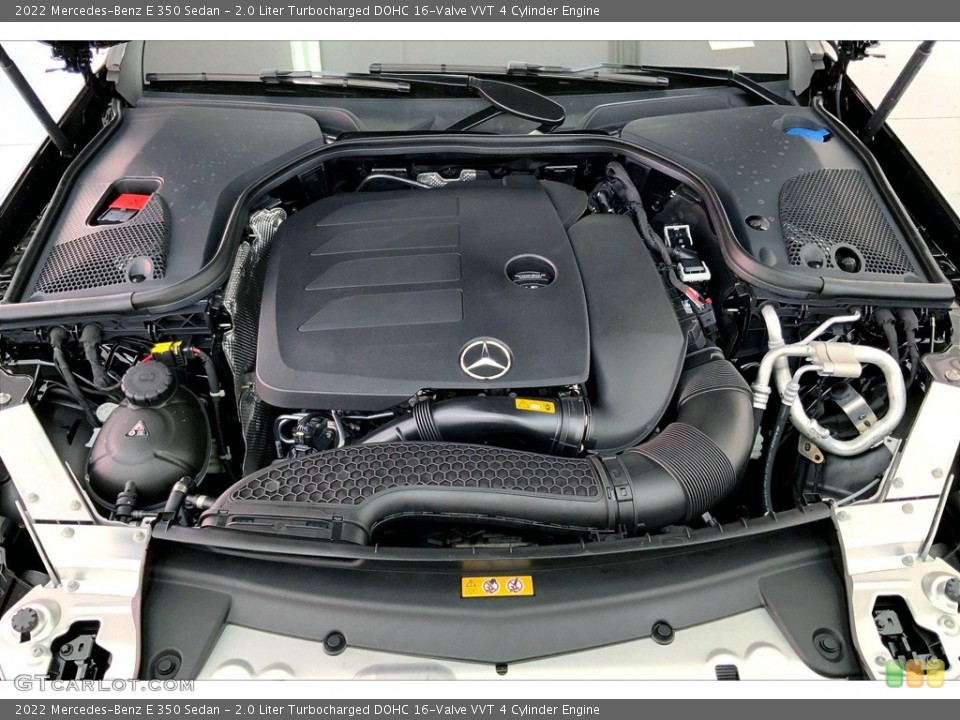 2.0 Liter Turbocharged DOHC 16-Valve VVT 4 Cylinder 2022 Mercedes-Benz E Engine