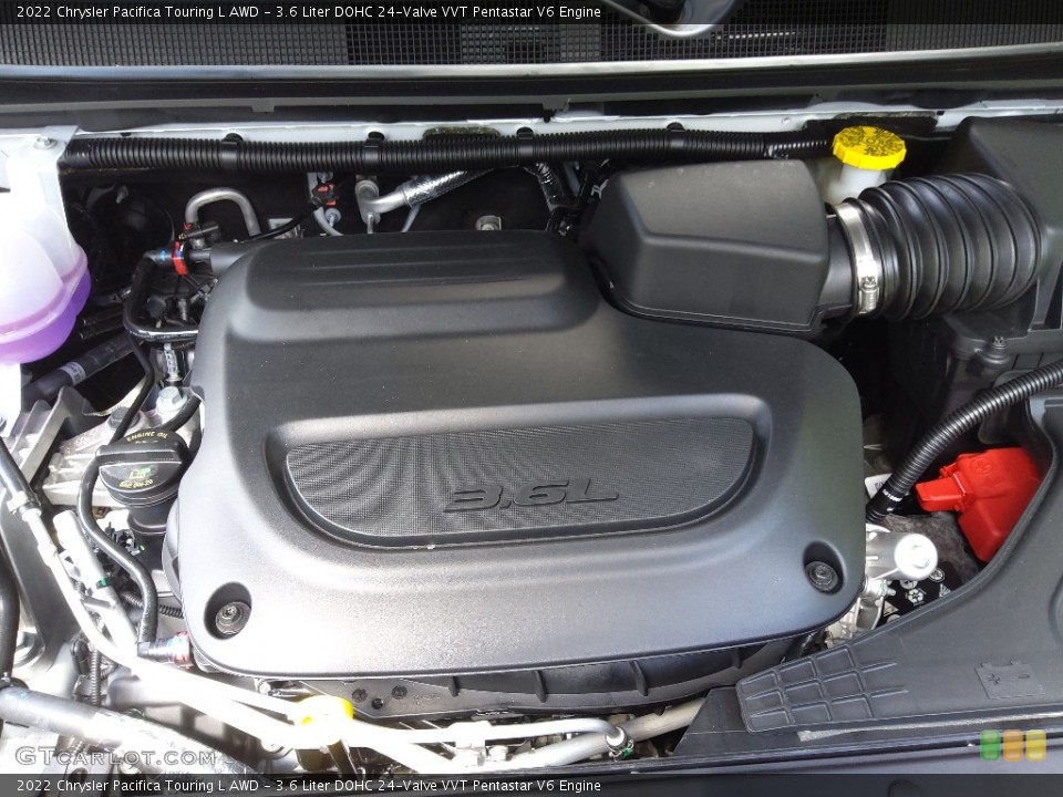 3.6 Liter DOHC 24-Valve VVT Pentastar V6 Engine for the 2022 Chrysler Pacifica #144230775