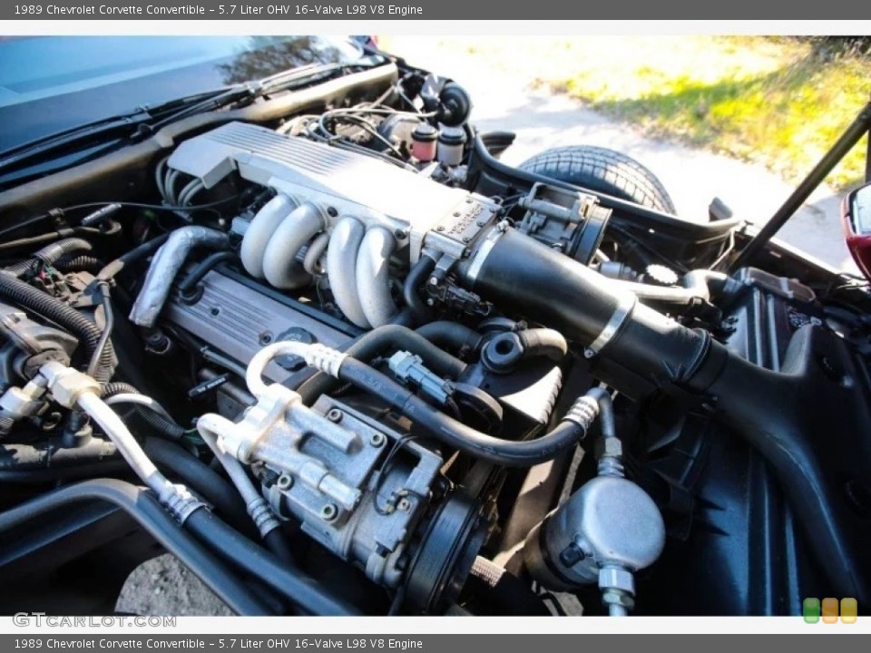 5.7 Liter OHV 16-Valve L98 V8 1989 Chevrolet Corvette Engine
