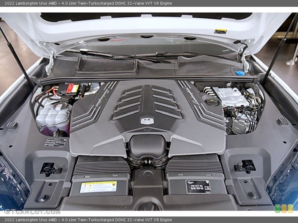 4.0 Liter Twin-Turbocharged DOHC 32-Valve VVT V8 Engine for the 2022 Lamborghini Urus #144293452
