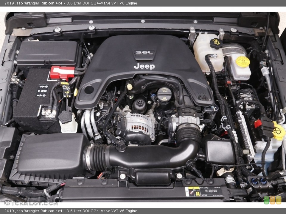 3.6 Liter DOHC 24-Valve VVT V6 2019 Jeep Wrangler Engine