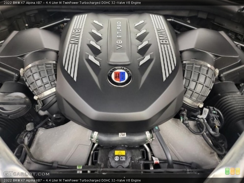 4.4 Liter M TwinPower Turbocharged DOHC 32-Valve V8 2022 BMW X7 Engine