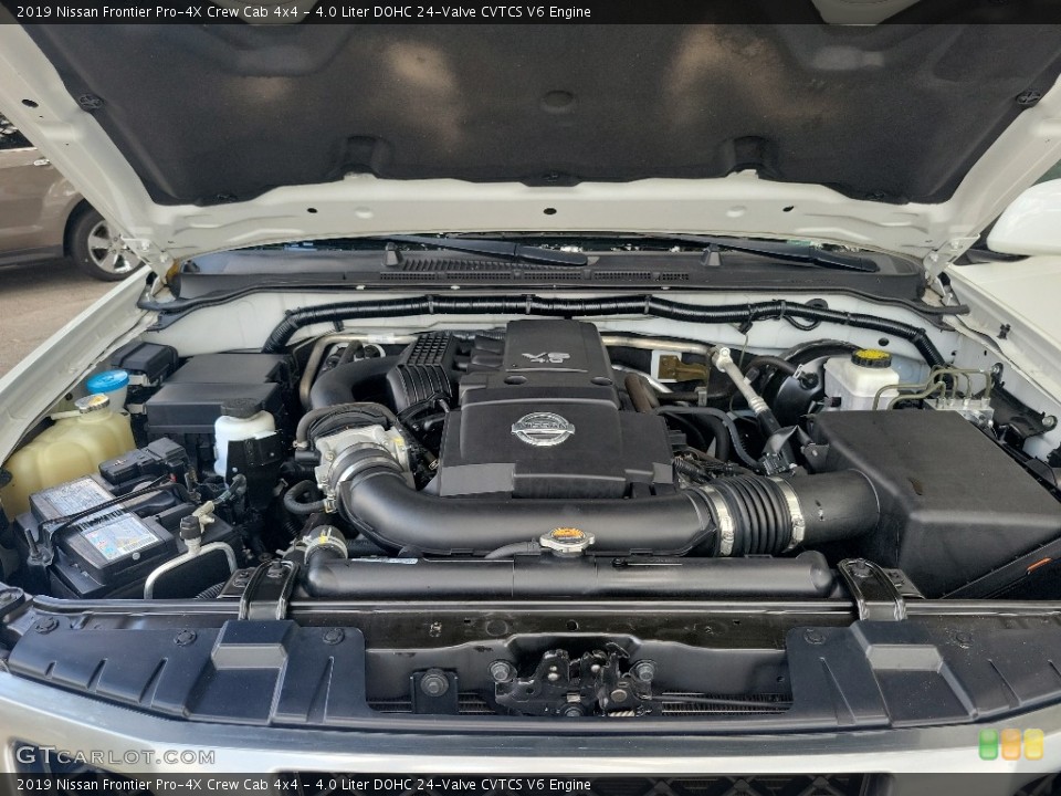 4.0 Liter DOHC 24-Valve CVTCS V6 2019 Nissan Frontier Engine