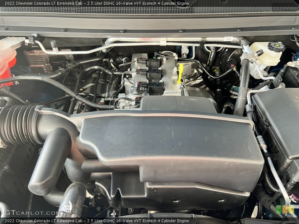 2.5 Liter DOHC 16-Valve VVT Ecotech 4 Cylinder 2022 Chevrolet Colorado Engine