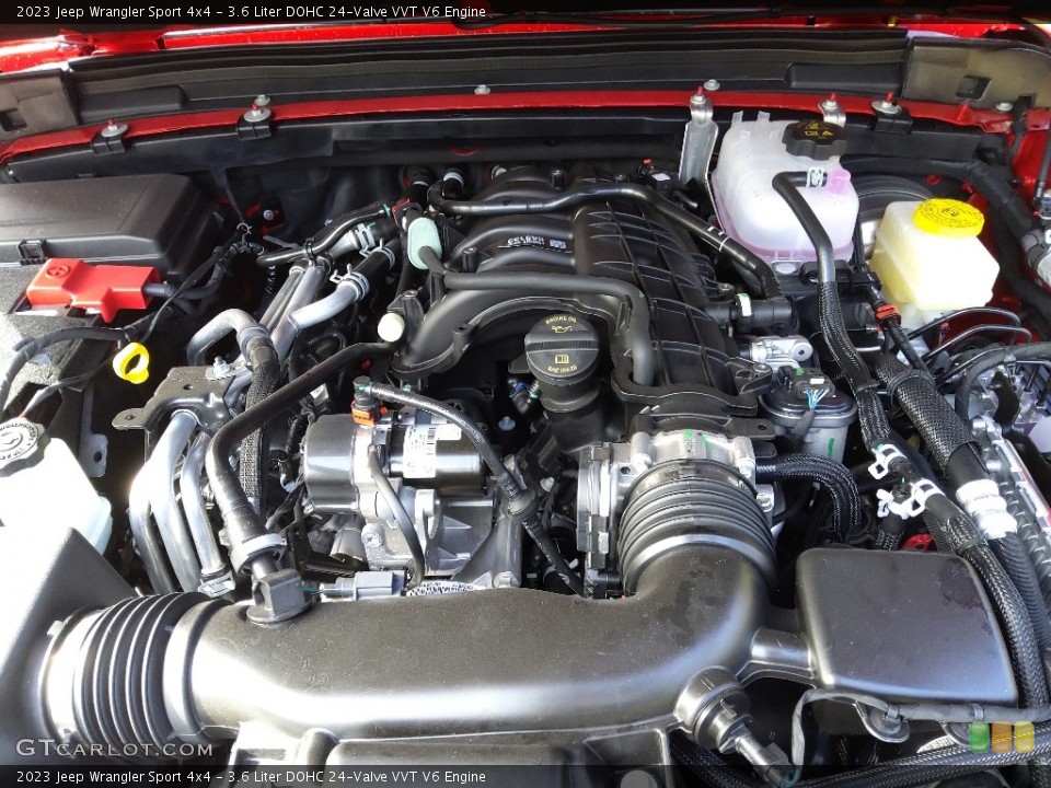 3.6 Liter DOHC 24-Valve VVT V6 2023 Jeep Wrangler Engine