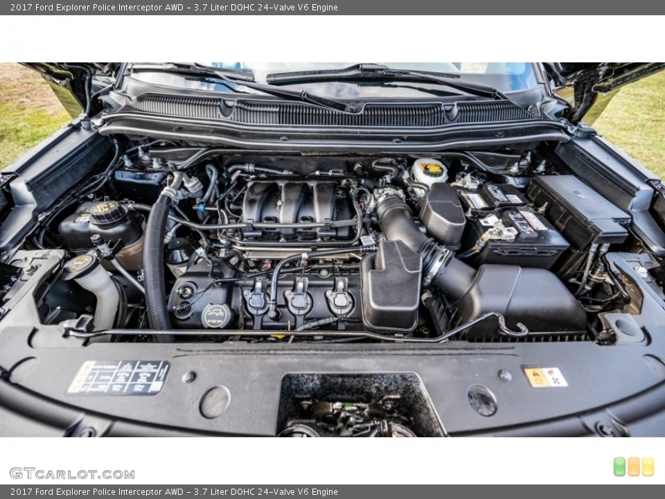 3.7 Liter DOHC 24-Valve V6 Engine for the 2017 Ford Explorer #145244322