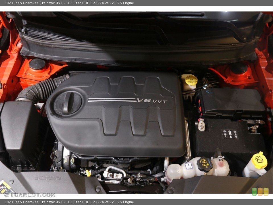 3.2 Liter DOHC 24-Valve VVT V6 2021 Jeep Cherokee Engine
