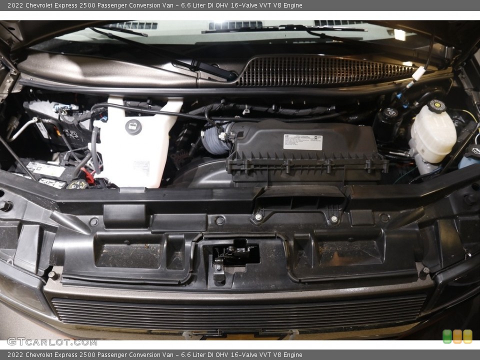 6.6 Liter DI OHV 16-Valve VVT V8 2022 Chevrolet Express Engine