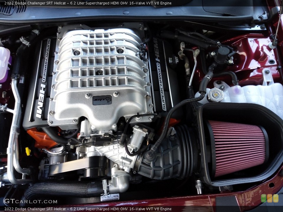6.2 Liter Supercharged HEMI OHV 16-Valve VVT V8 2022 Dodge Challenger Engine