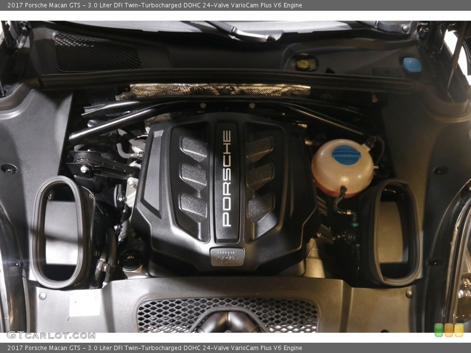 3.0 Liter DFI Twin-Turbocharged DOHC 24-Valve VarioCam Plus V6 Engine for the 2017 Porsche Macan #145545133
