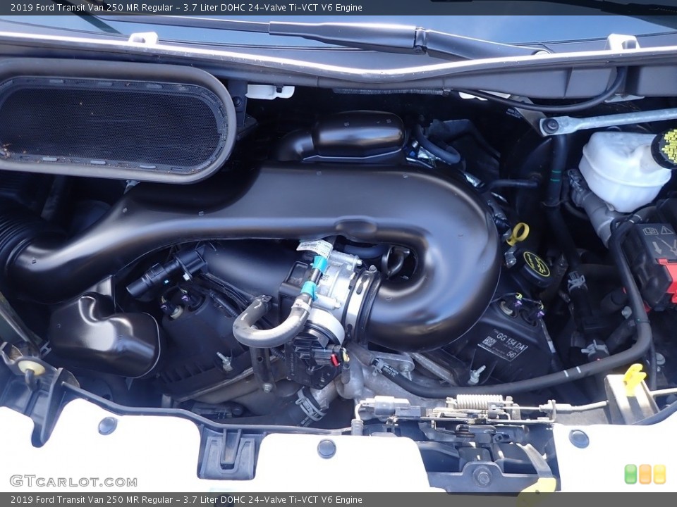 3.7 Liter DOHC 24-Valve Ti-VCT V6 2019 Ford Transit Engine