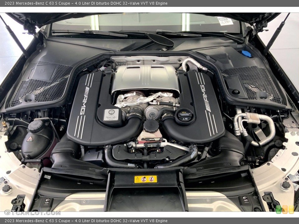 4.0 Liter DI biturbo DOHC 32-Valve VVT V8 2023 Mercedes-Benz C Engine