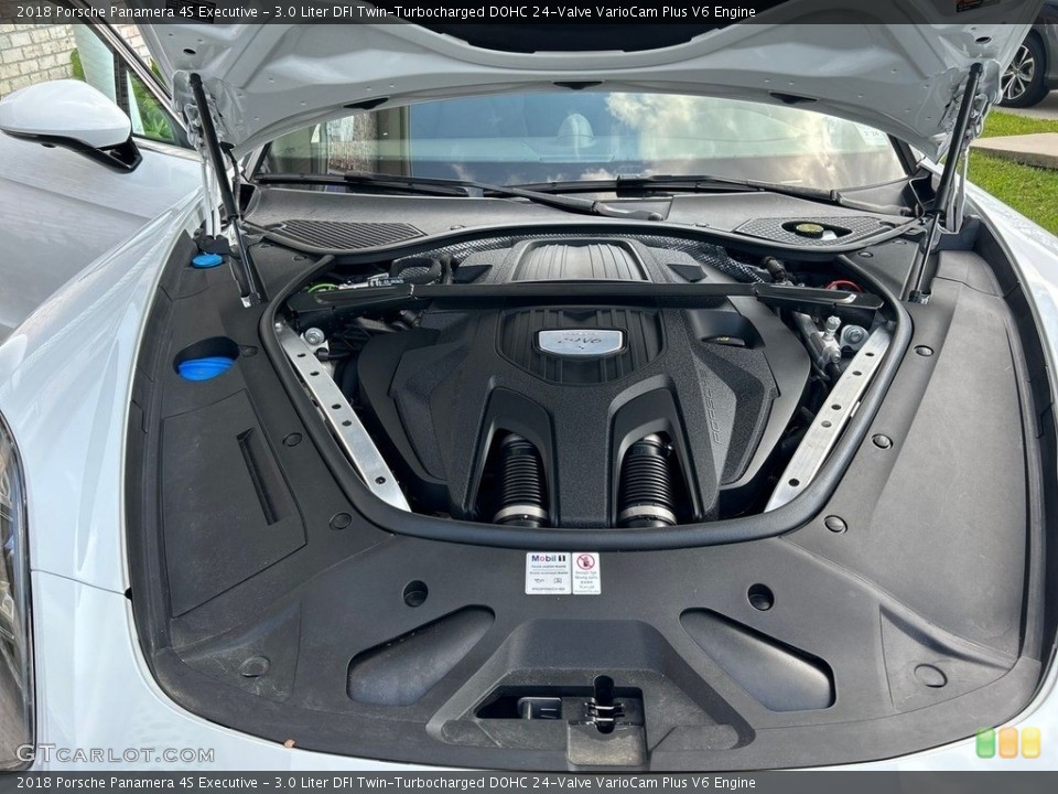 3.0 Liter DFI Twin-Turbocharged DOHC 24-Valve VarioCam Plus V6 Engine for the 2018 Porsche Panamera #146006917