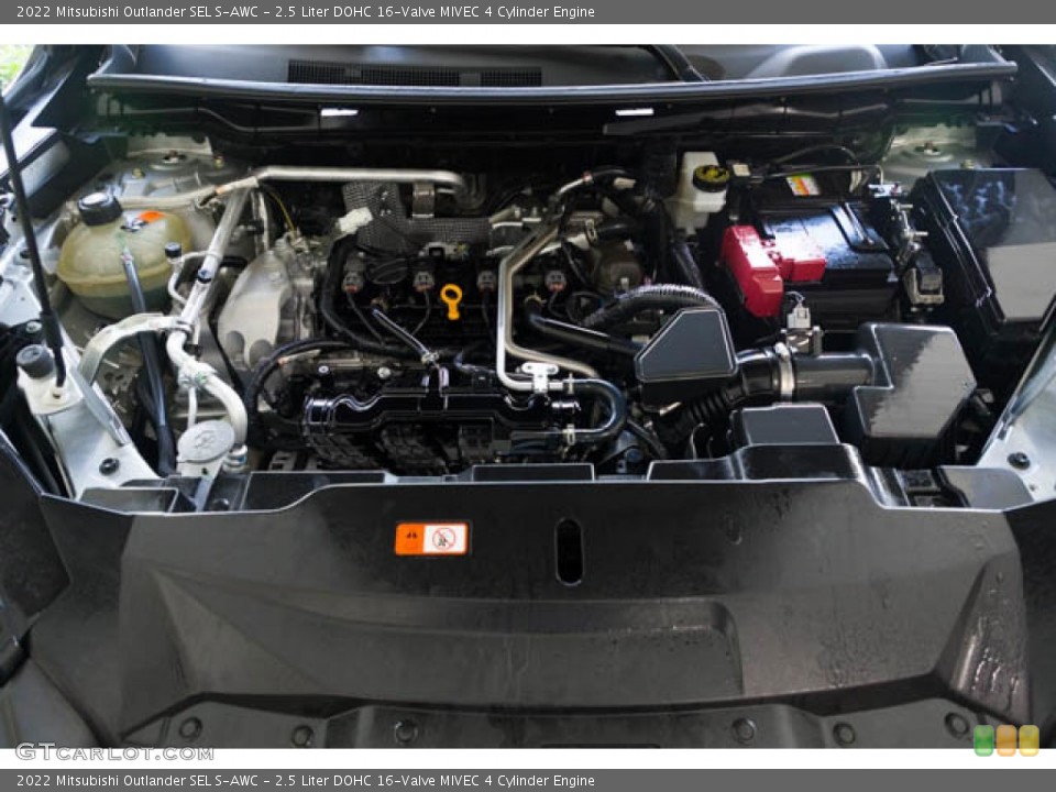 2.5 Liter DOHC 16-Valve MIVEC 4 Cylinder Engine for the 2022 Mitsubishi Outlander #146083606