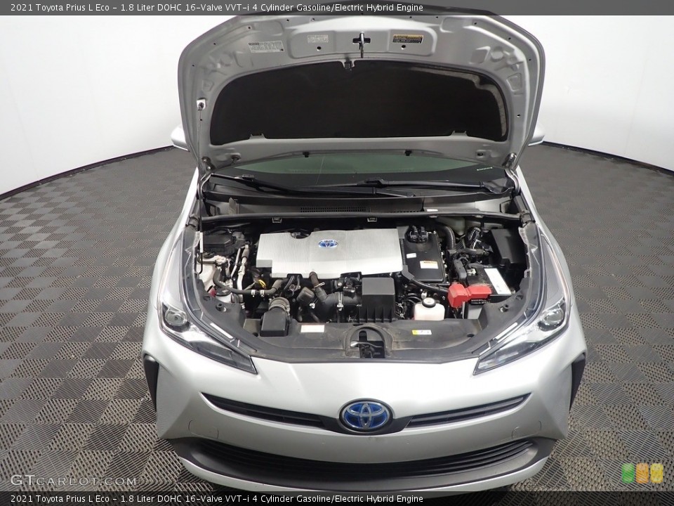 1.8 Liter DOHC 16-Valve VVT-i 4 Cylinder Gasoline/Electric Hybrid 2021 Toyota Prius Engine