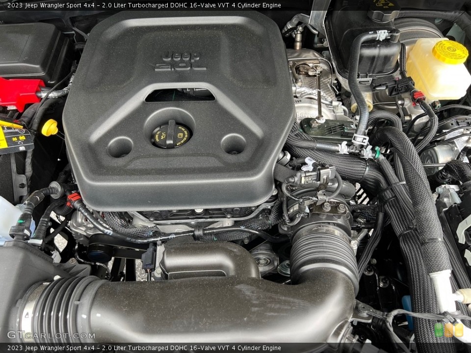 2.0 Liter Turbocharged DOHC 16-Valve VVT 4 Cylinder 2023 Jeep Wrangler Engine