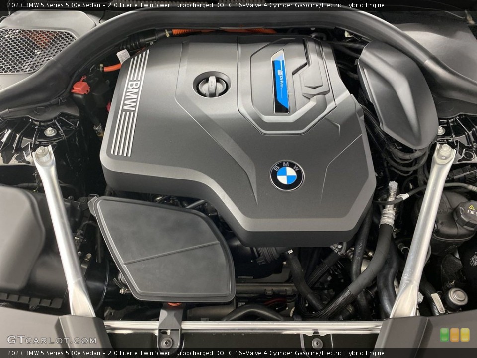 2.0 Liter e TwinPower Turbocharged DOHC 16-Valve 4 Cylinder Gasoline/Electric Hybrid 2023 BMW 5 Series Engine