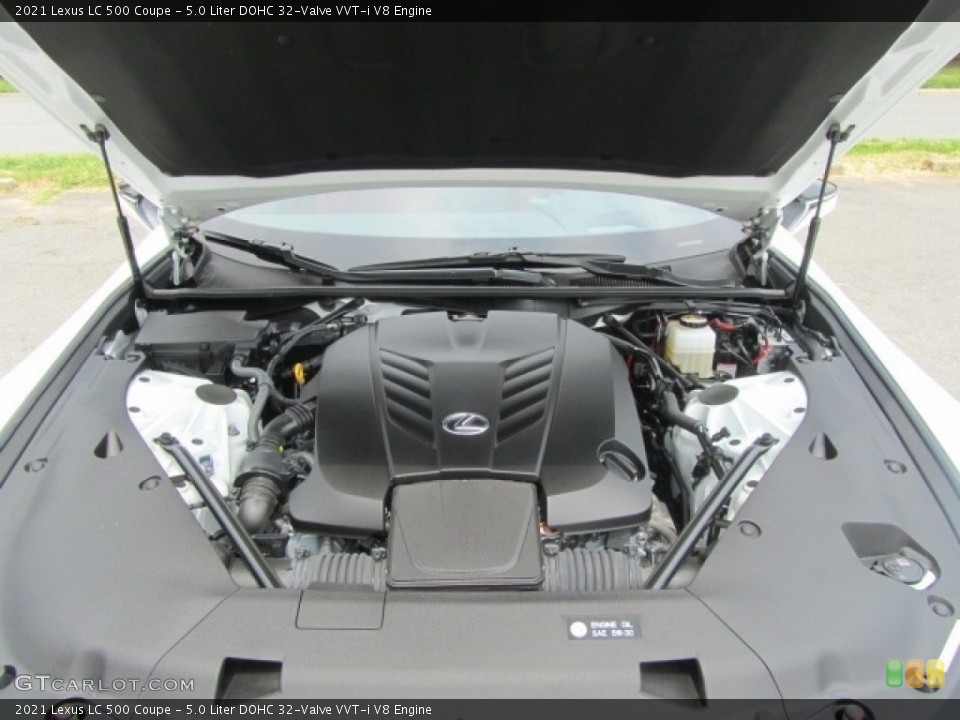 5.0 Liter DOHC 32-Valve VVT-i V8 2021 Lexus LC Engine