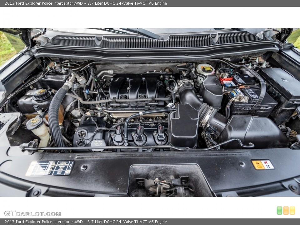 3.7 Liter DOHC 24-Valve Ti-VCT V6 2013 Ford Explorer Engine