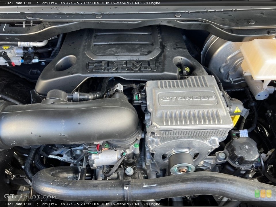 5.7 Liter HEMI OHV 16-Valve VVT MDS V8 2023 Ram 1500 Engine