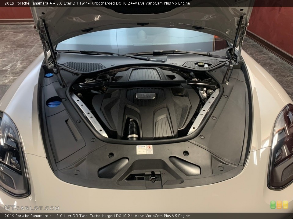 3.0 Liter DFI Twin-Turbocharged DOHC 24-Valve VarioCam Plus V6 2019 Porsche Panamera Engine