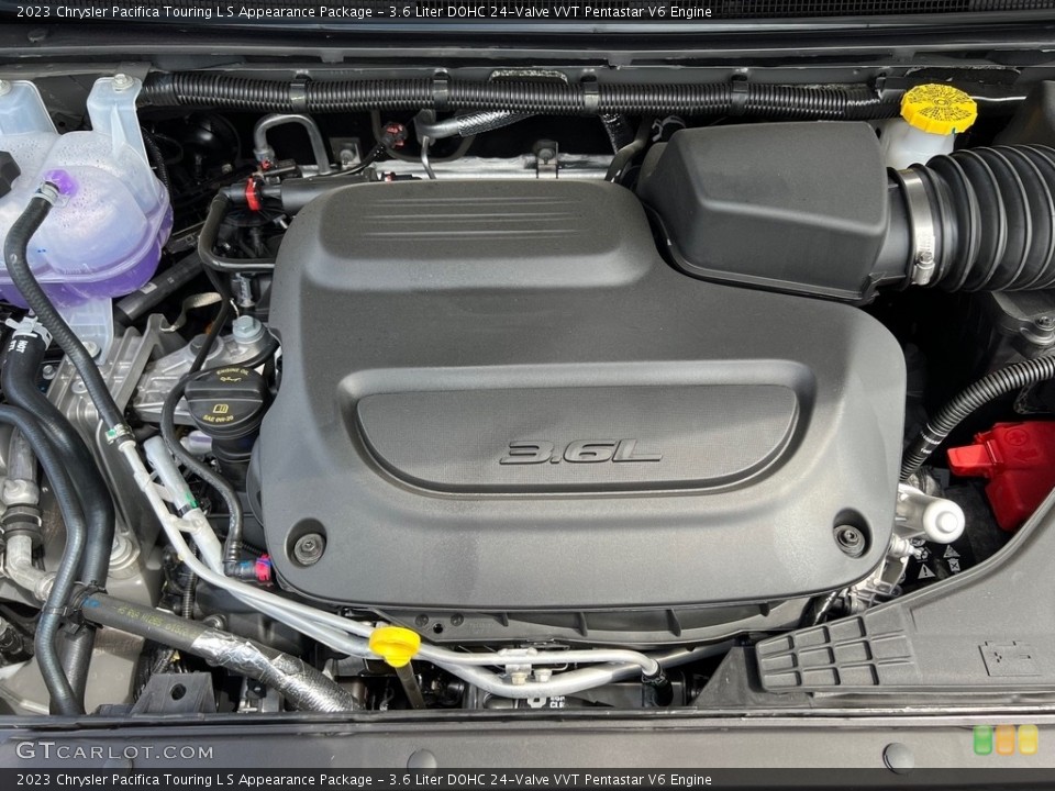 3.6 Liter DOHC 24-Valve VVT Pentastar V6 Engine for the 2023 Chrysler Pacifica #146448806