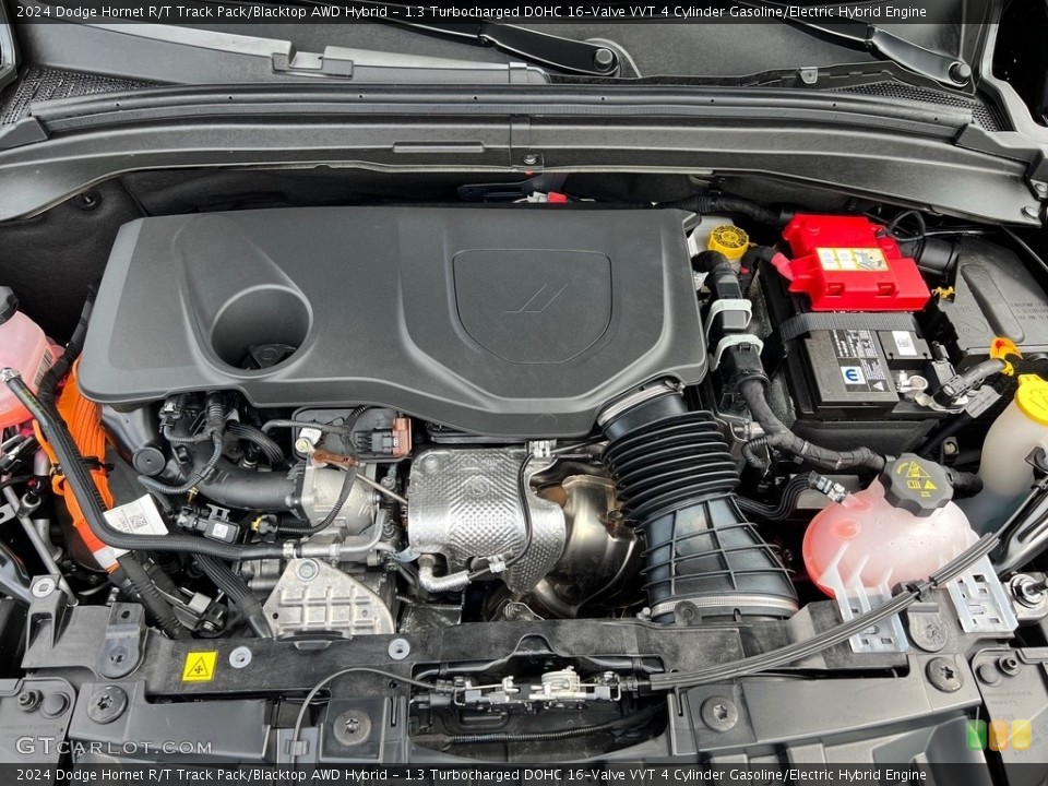 1.3 Turbocharged DOHC 16-Valve VVT 4 Cylinder Gasoline/Electric Hybrid 2024 Dodge Hornet Engine