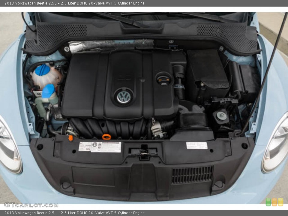 2.5 Liter DOHC 20-Valve VVT 5 Cylinder 2013 Volkswagen Beetle Engine