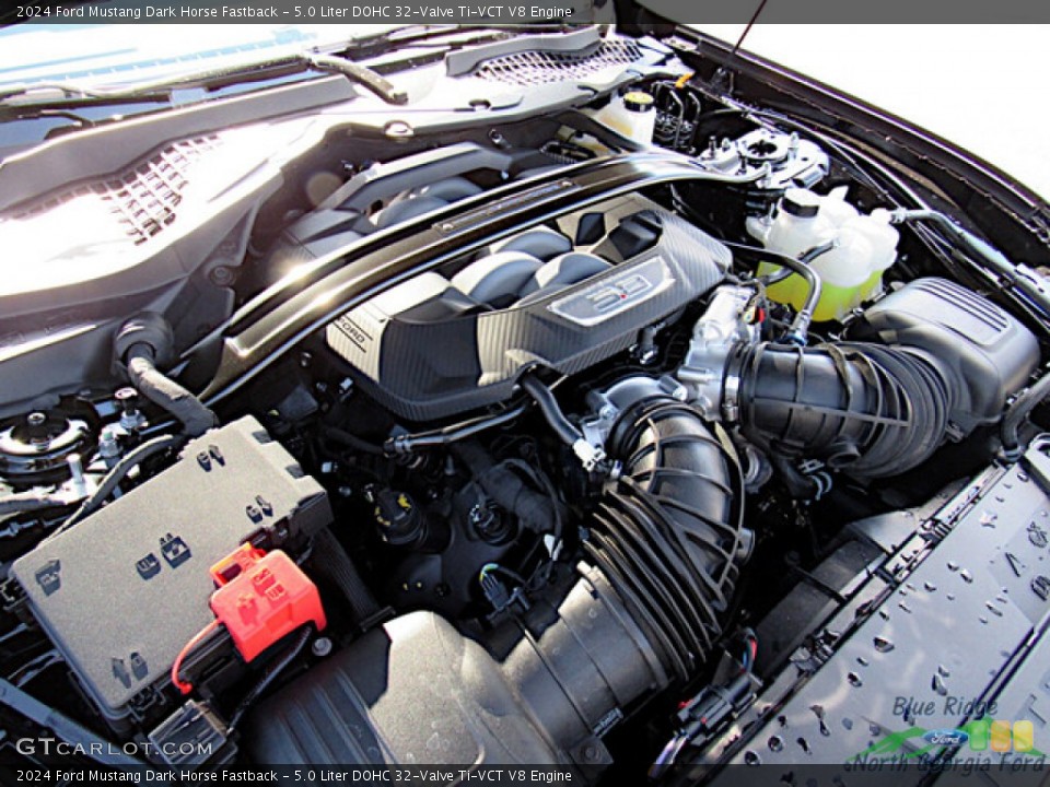 5.0 Liter DOHC 32-Valve Ti-VCT V8 2024 Ford Mustang Engine