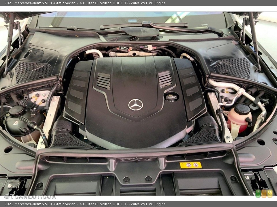 4.0 Liter DI biturbo DOHC 32-Valve VVT V8 2022 Mercedes-Benz S Engine