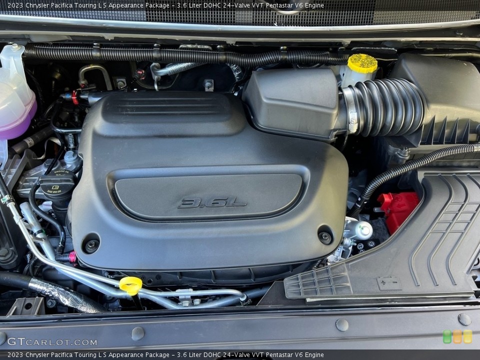 3.6 Liter DOHC 24-Valve VVT Pentastar V6 Engine for the 2023 Chrysler Pacifica #146684396