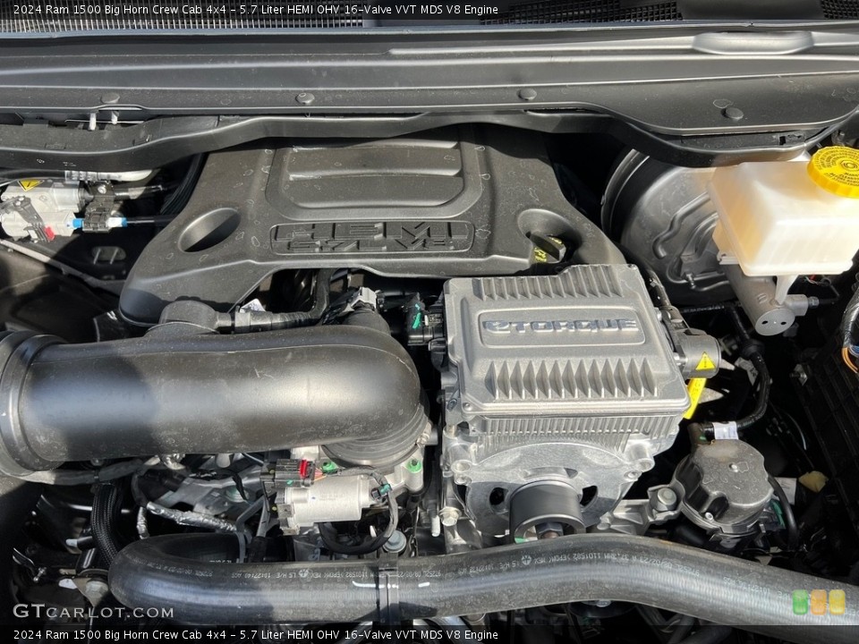 5.7 Liter HEMI OHV 16-Valve VVT MDS V8 2024 Ram 1500 Engine