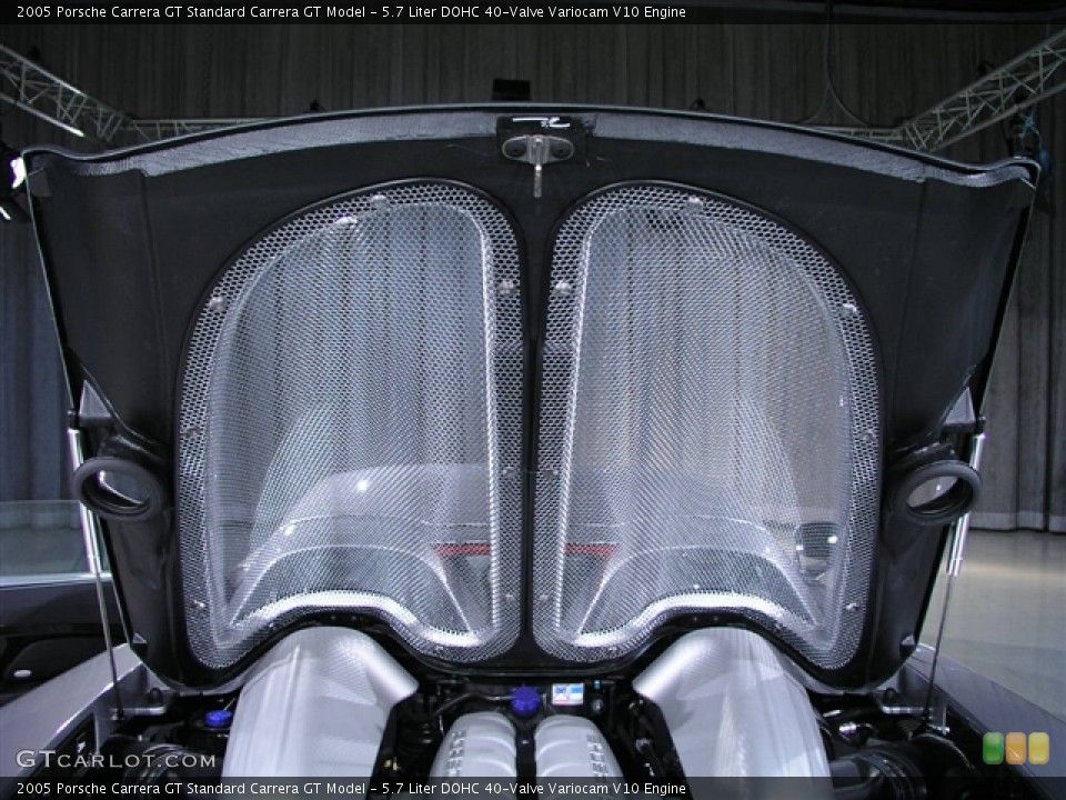 5.7 Liter DOHC 40-Valve Variocam V10 Engine for the 2005 Porsche Carrera GT #151442
