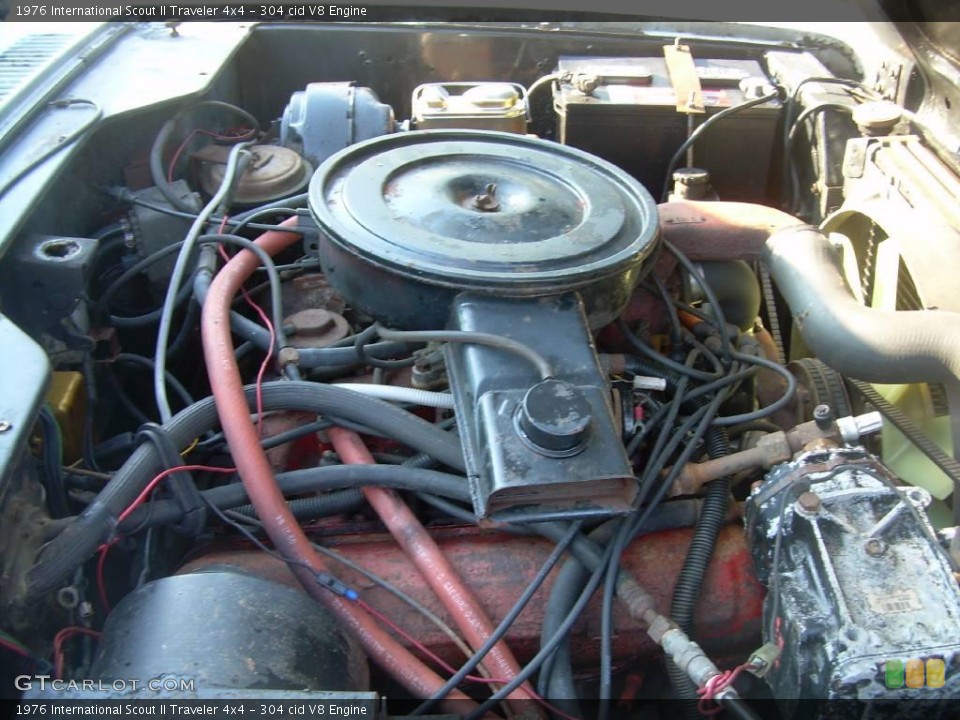 304 cid V8 1976 International Scout II Engine