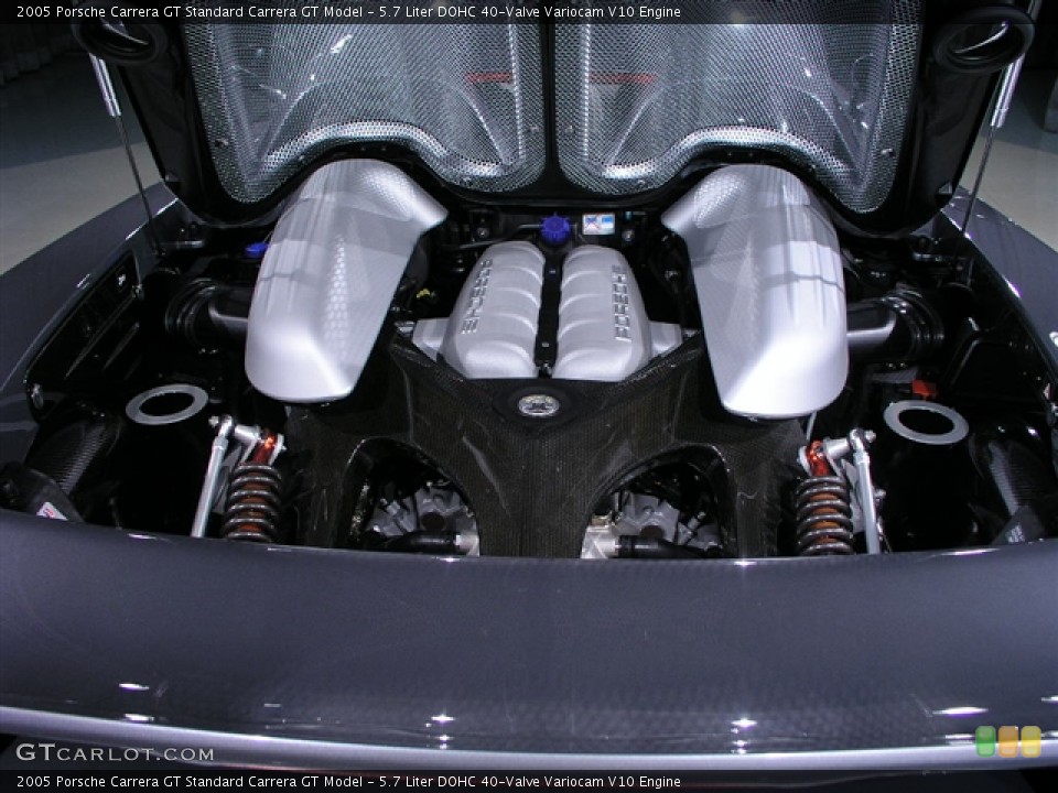 5.7 Liter DOHC 40-Valve Variocam V10 Engine for the 2005 Porsche Carrera GT #204341
