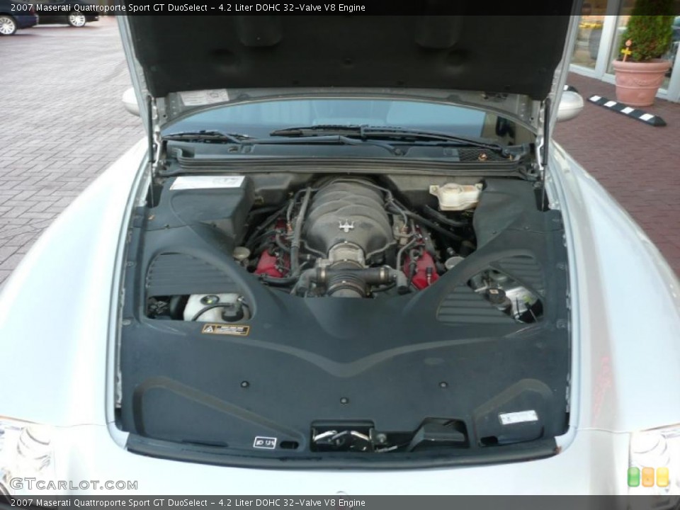 4.2 Liter DOHC 32-Valve V8 Engine for the 2007 Maserati Quattroporte #20930475