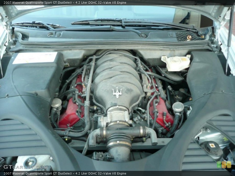 4.2 Liter DOHC 32-Valve V8 Engine for the 2007 Maserati Quattroporte #20930479