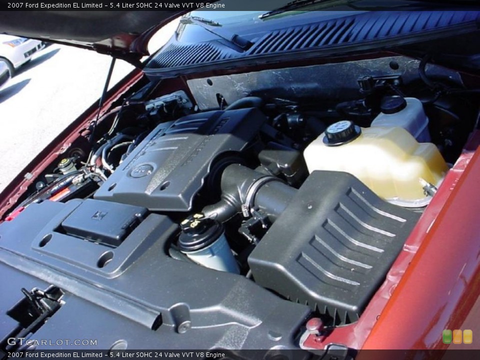 5.4 Liter SOHC 24 Valve VVT V8 Engine for the 2007 Ford Expedition #27133455