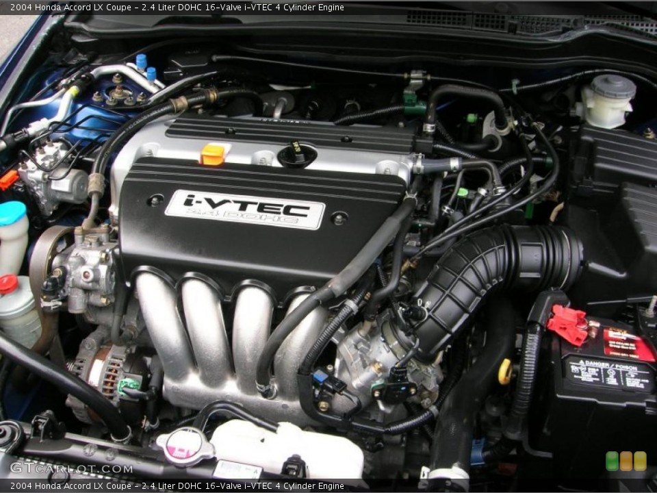 2.4 Liter DOHC 16-Valve i-VTEC 4 Cylinder Engine for the 2004 Honda Accord #37242424