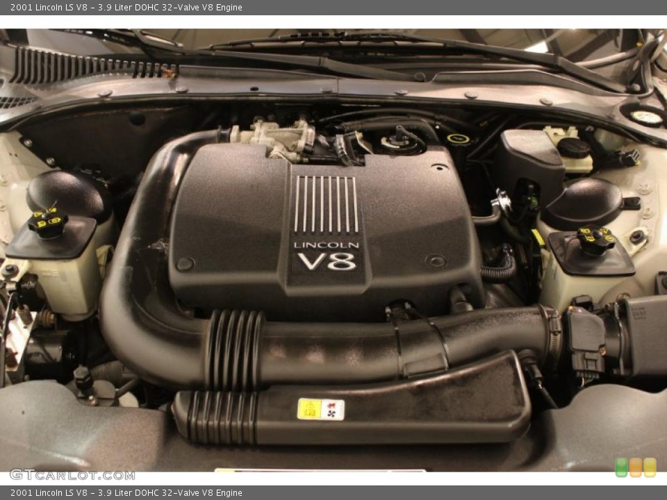 3.9 Liter DOHC 32-Valve V8 Engine for the 2001 Lincoln LS #37409126
