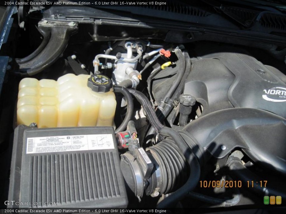6.0 Liter OHV 16-Valve Vortec V8 Engine for the 2004 Cadillac Escalade #37880940