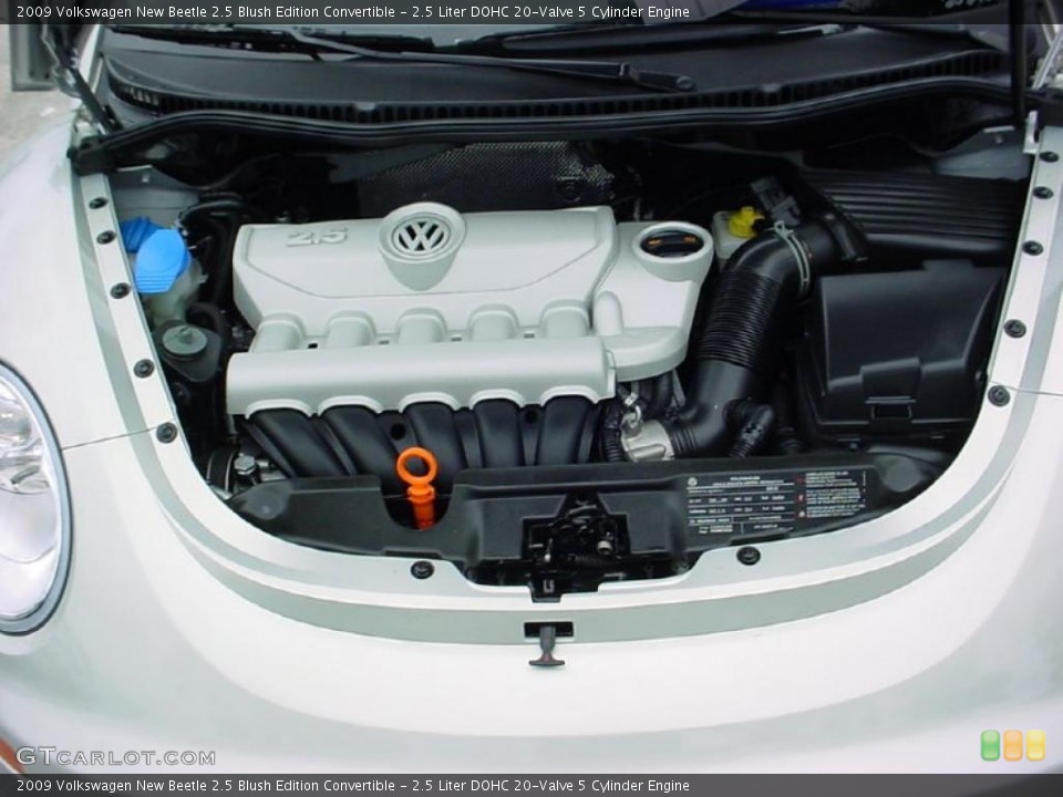 2.5 Liter DOHC 20-Valve 5 Cylinder 2009 Volkswagen New Beetle Engine