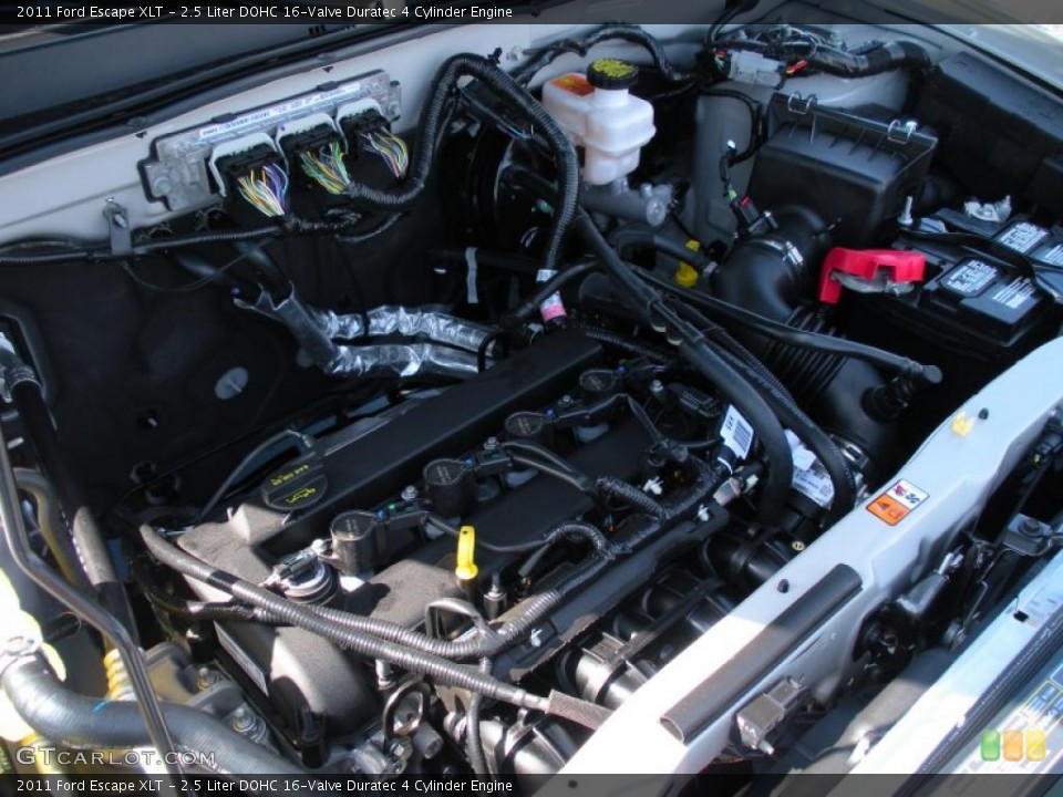 2.5 Liter DOHC 16-Valve Duratec 4 Cylinder Engine for the 2011 Ford Escape #38062127