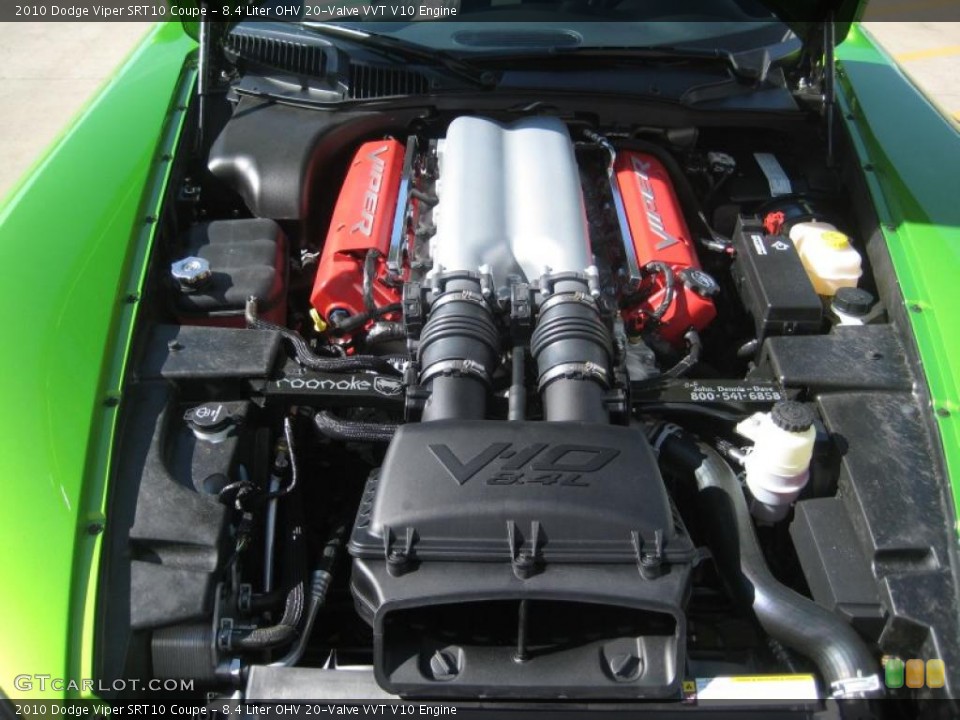8.4 Liter OHV 20-Valve VVT V10 Engine for the 2010 Dodge Viper #38085199