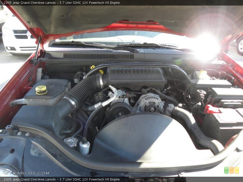 3.7 Liter SOHC 12V Powertech V6 Engine for the 2005 Jeep Grand Cherokee #38308479