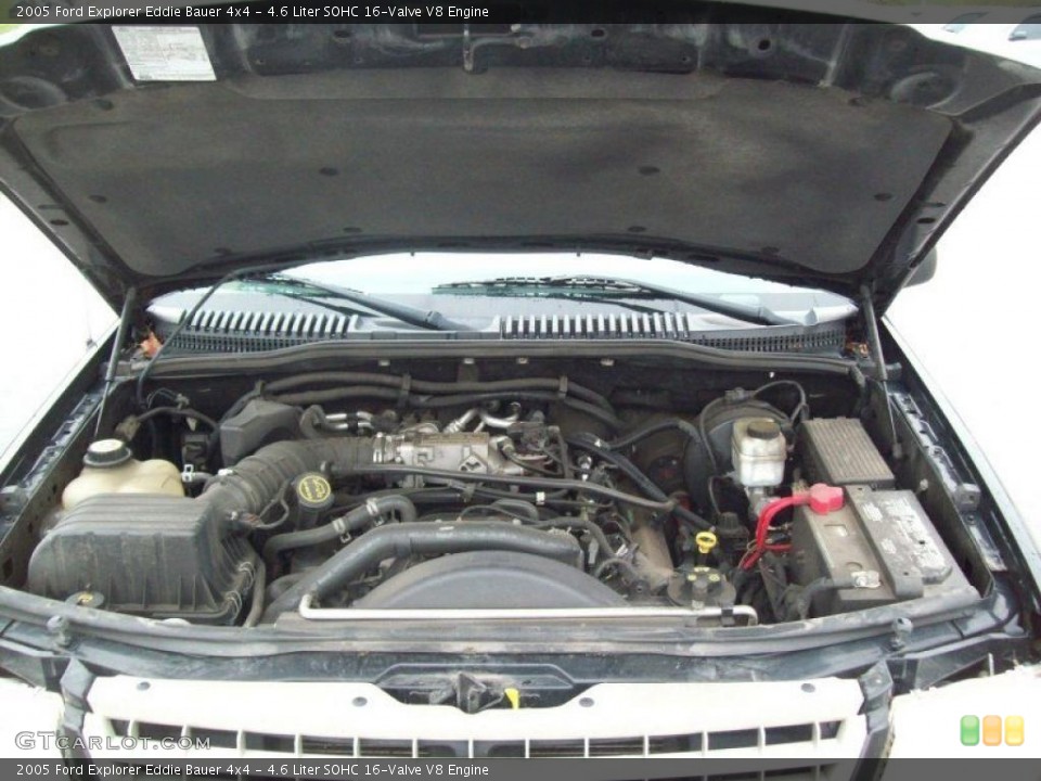 4.6 Liter SOHC 16-Valve V8 Engine for the 2005 Ford Explorer #38384158