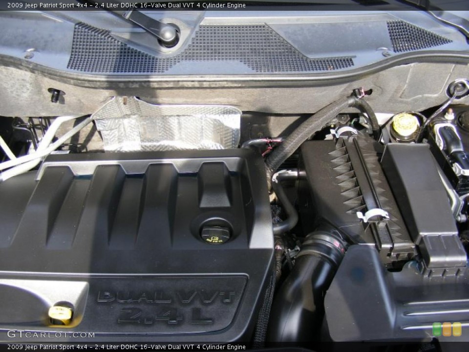 2.4 Liter DOHC 16-Valve Dual VVT 4 Cylinder Engine for the 2009 Jeep Patriot #38406536