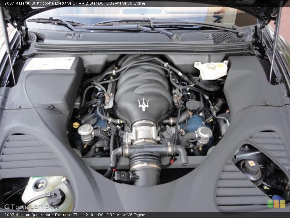 4.2 Liter DOHC 32-Valve V8 Engine for the 2007 Maserati Quattroporte #38416201