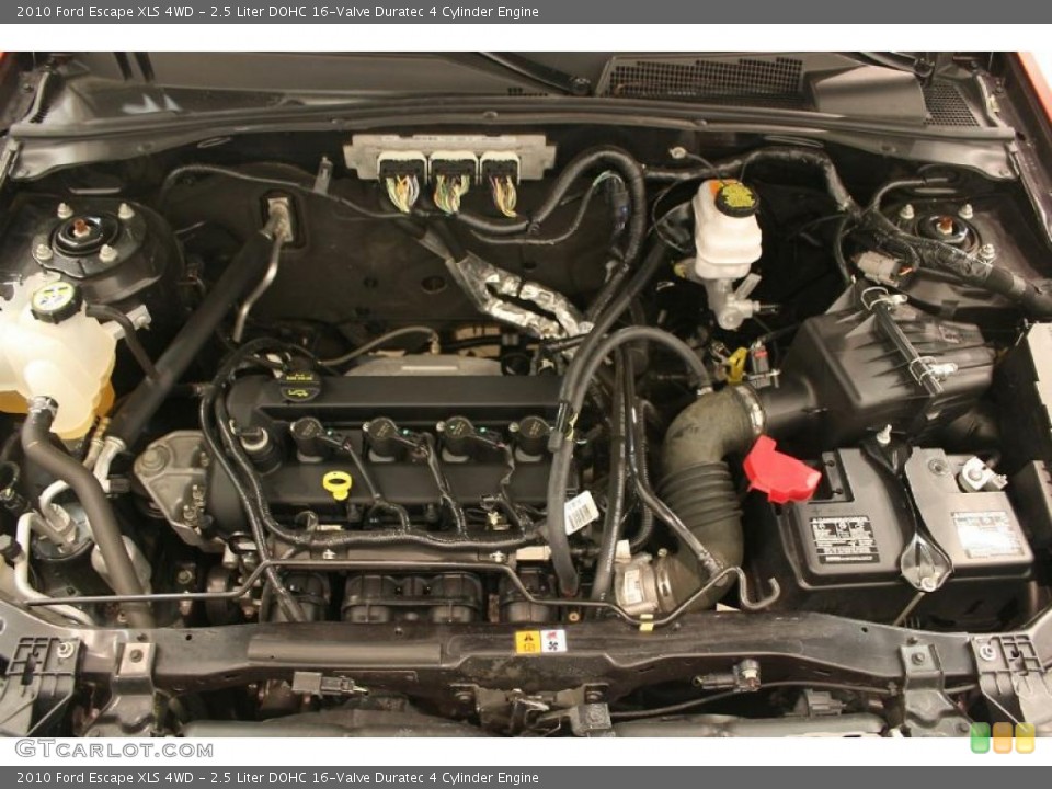 2.5 Liter DOHC 16-Valve Duratec 4 Cylinder Engine for the 2010 Ford Escape #38417253
