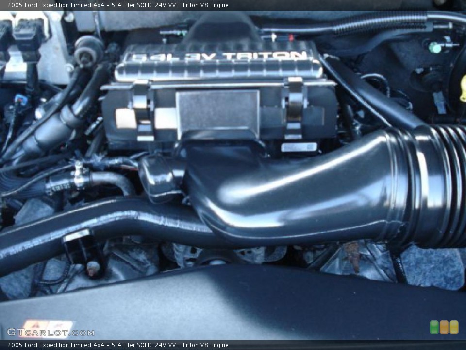 5.4 Liter SOHC 24V VVT Triton V8 Engine for the 2005 Ford Expedition #38488171